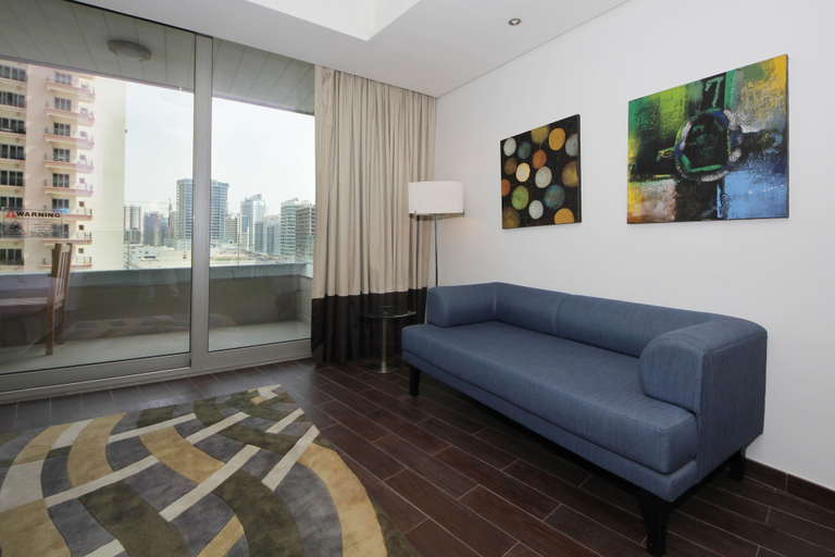 Living room 4, Signature Holiday Home - Matrix Tower, Dubai
