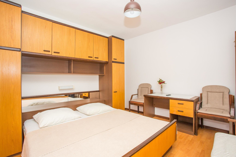 Bedroom 3, Apartments Marija Banjol, Lopar/Supetarska Draga