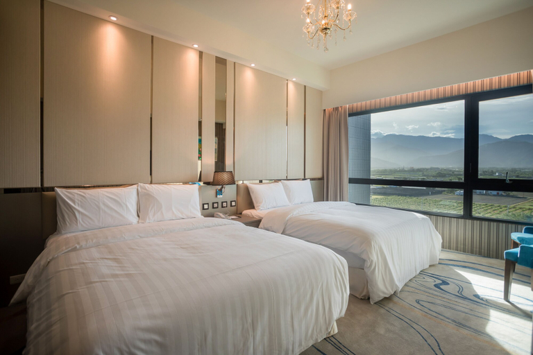 Bedroom 3, Grand Hotel Lili, Taitung