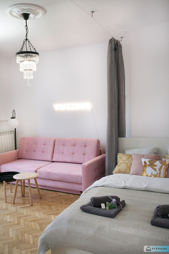 Others 4, Warsaw Concierge Royal Baths Studio, Warsaw
