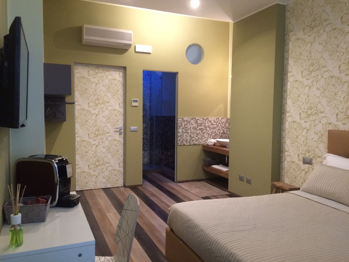 Bedroom 5, Serendipity Rooms, Milano