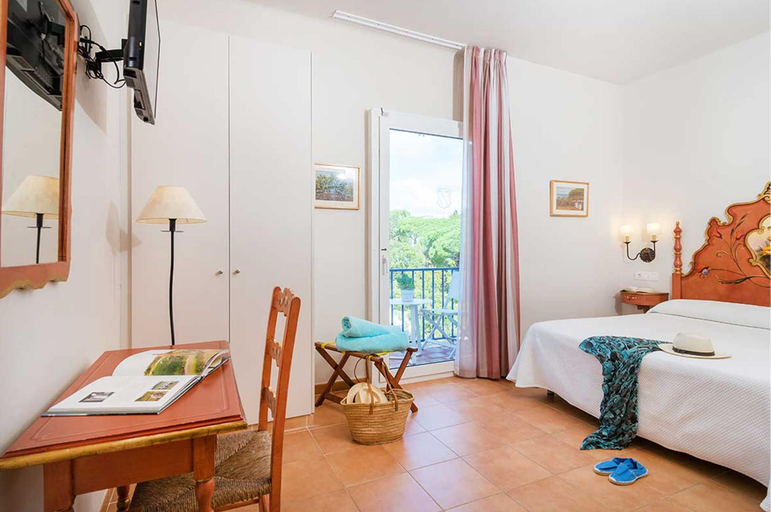 Bedroom 3, Hotel Sant Roc, Girona