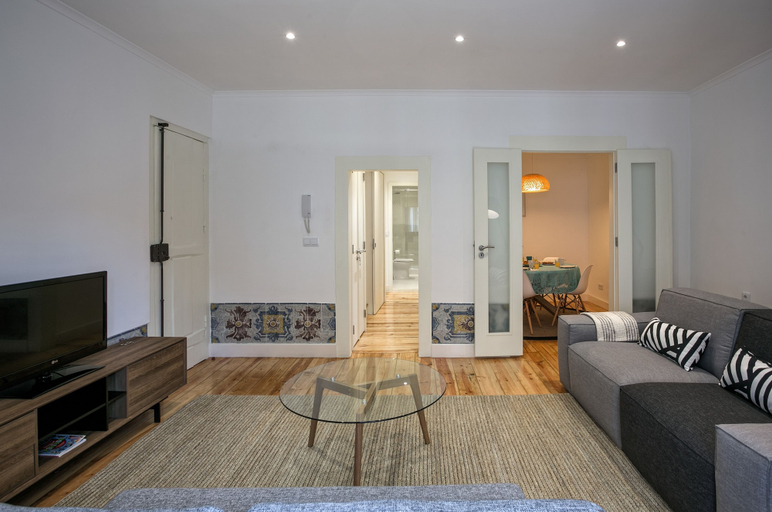 Others 5, Hip Tailor Made Duplex Penthouse in Bairro Alto, Lisbon