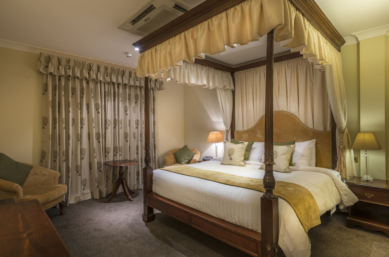Bedroom 3, Best Western Three Swans, Leicestershire