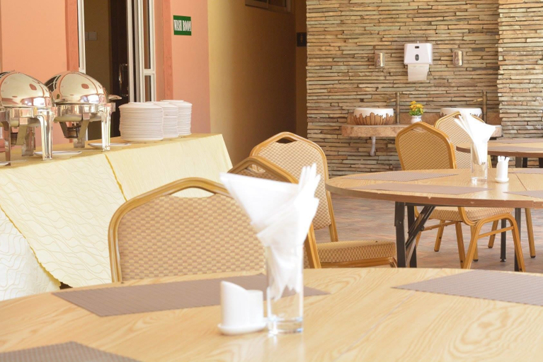 Others 3, Vacani Resort, Voi