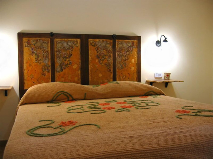 Bedroom 3, Masseria Acquasalsa, Isernia