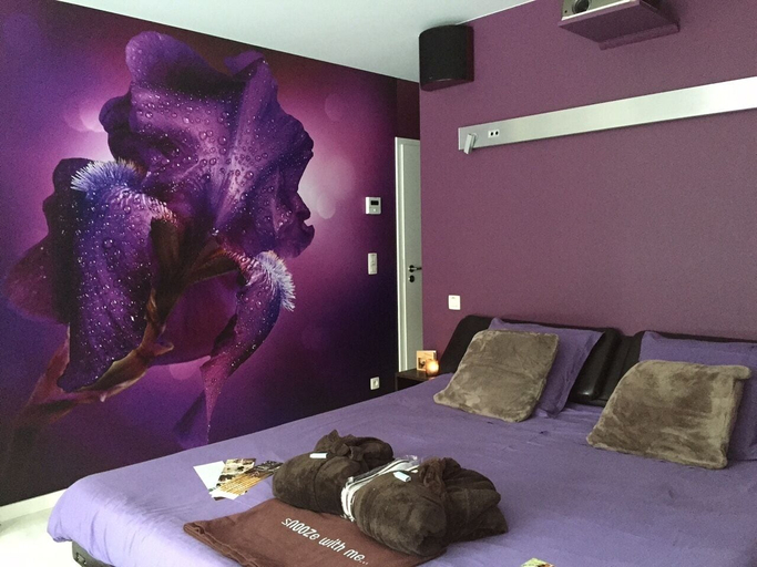 Bedroom 4, Nooz, Antwerpen