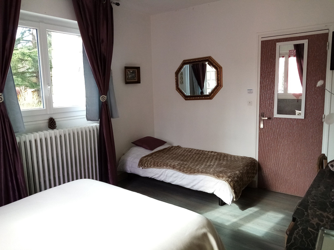 Bedroom 4, Havre de paix au bord de l'Eure, Eure