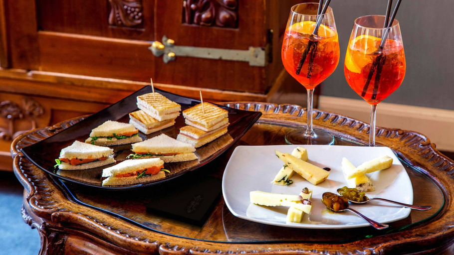 Food & Drinks 5, Hotel Alexandra, Roma