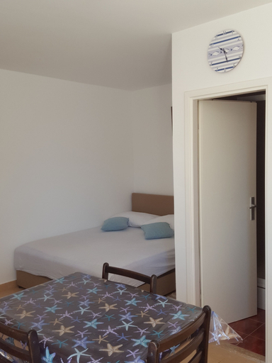 Bedroom 2, Studio apartment GIRO, Omiš