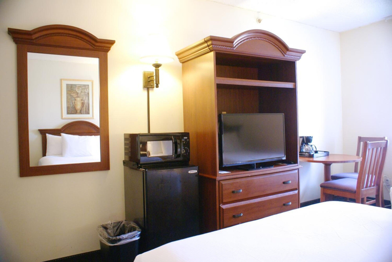 Bedroom 3, Posadas de Virginia Falls Church, Falls Church