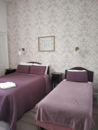 Bedroom 4, Number 52 Charlotte Street, Glasgow