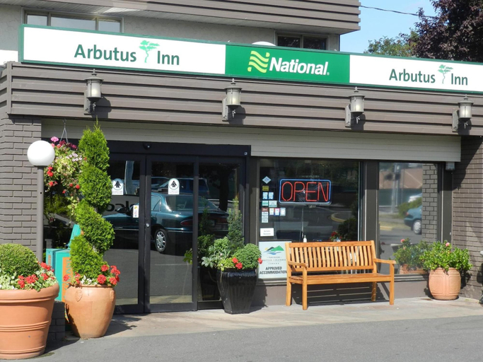 Exterior & Views 2, Arbutus Inn, Capital