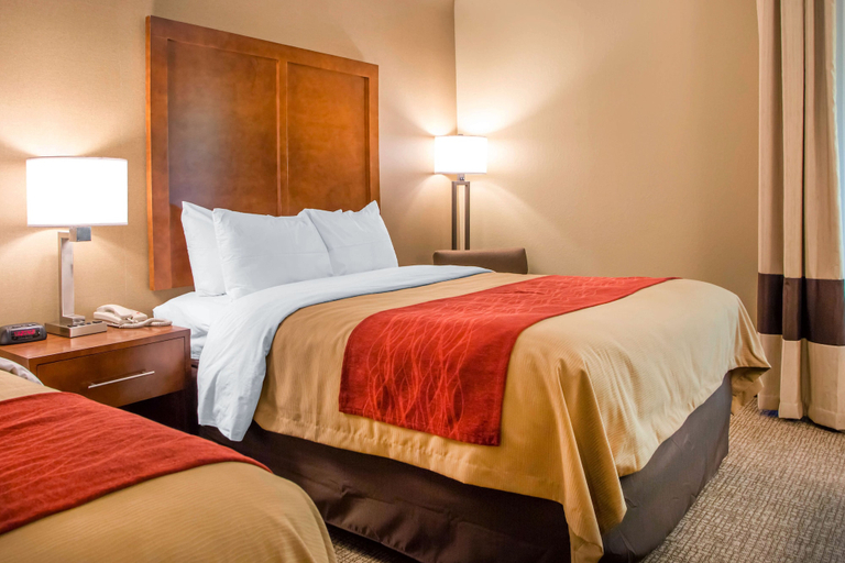 Bedroom 2, Comfort Inn Dayton - Huber Heights, Montgomery