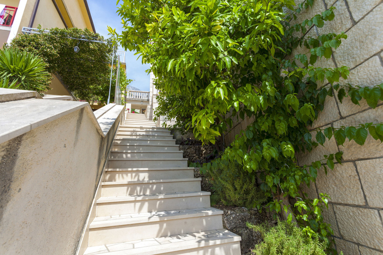 Exterior & Views 2, Guesthouse Ivan Ledic, Brela