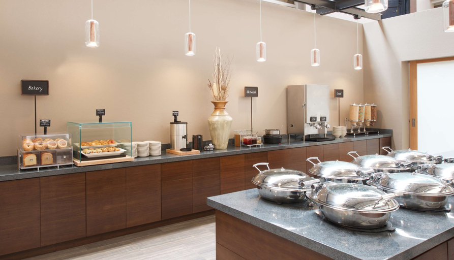 Food & Drinks 5, Embassy Suites by Hilton Seattle North Lynnwood, Snohomish