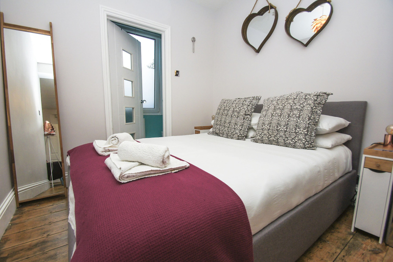 Bedroom 2, Brighton Abode by Brighton Holiday Lets, Brighton and Hove