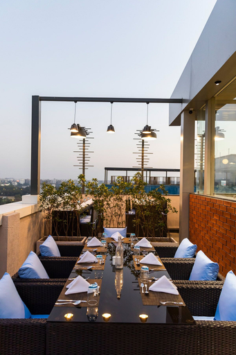 Food & Drinks 5, Ramee International Surat, Surat