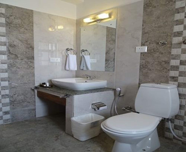Bathroom 4, Hotel Ladakh Himalayan Retreat, Leh