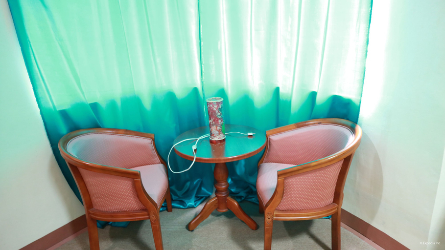 Others 5, Coral Dive Resort, Catarman