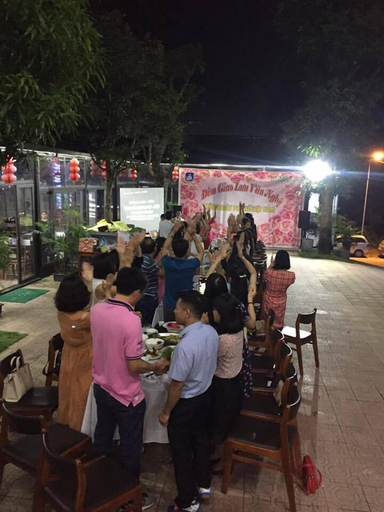 Food & Drinks 4, Lakeside Dailai Hotel, Phúc Yên