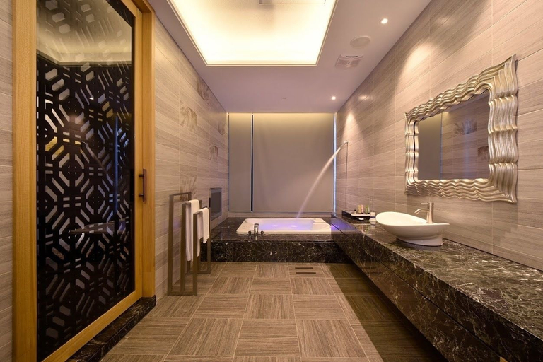Bathroom 4, Uher Luxury Resort & Hotel, Taichung