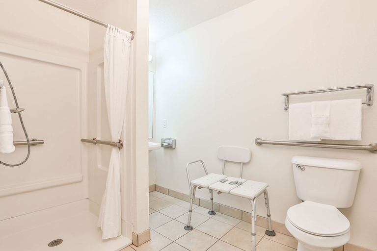 Bathroom 4, Best Western Mountain View Inn, Gilmer