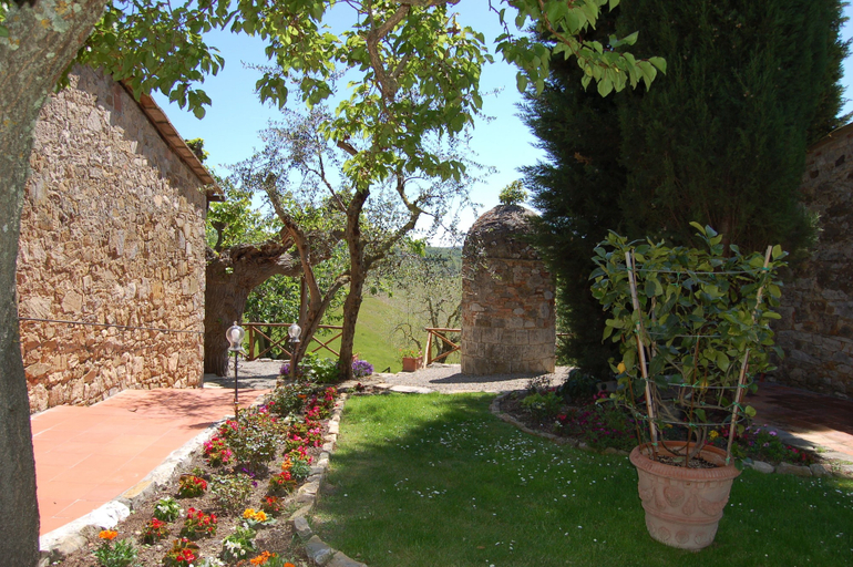 Exterior & Views 2, Belvedere di San Leonino, Siena