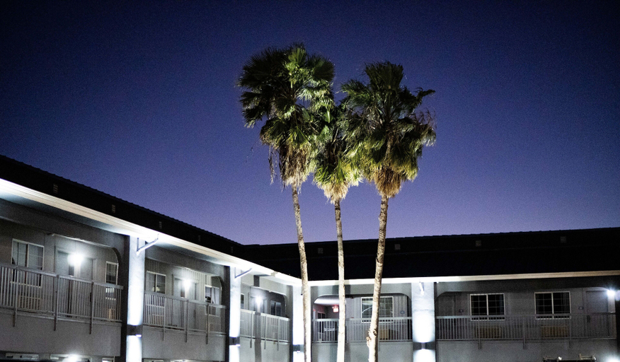 Exterior & Views 2, Rodeway Inn & Suites Corpus Christi Northwest, Nueces