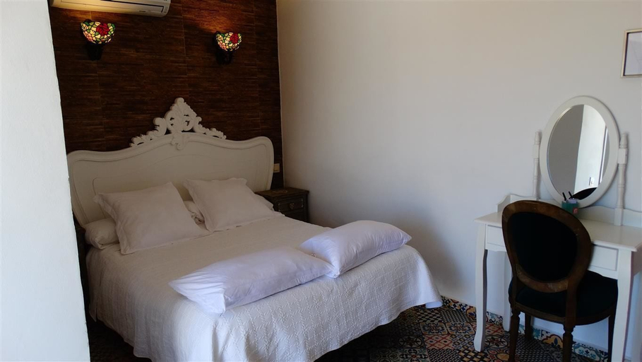 Bedroom 2, Hotel Casa Día y Noche, Alicante
