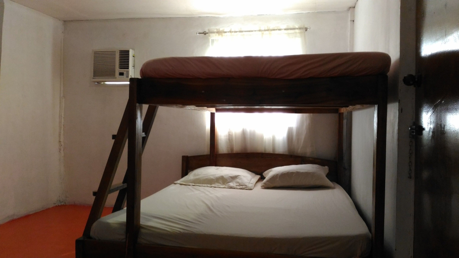 Bedroom, Jomajean Garden, Milagros