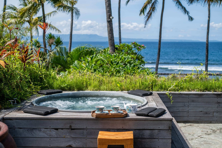 Sport & Beauty 5, Secluded Beachfront Villa Manis, 5br, Candidasa, Karangasem