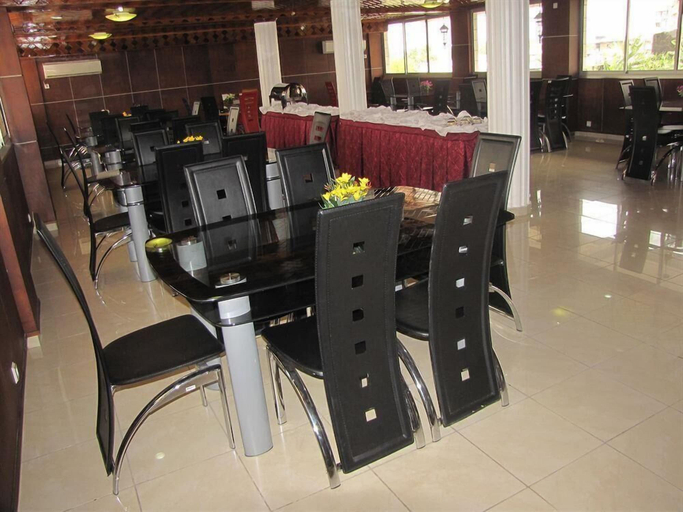 Food & Drinks 4, Afrique Hotel Douala Airport, Wouri