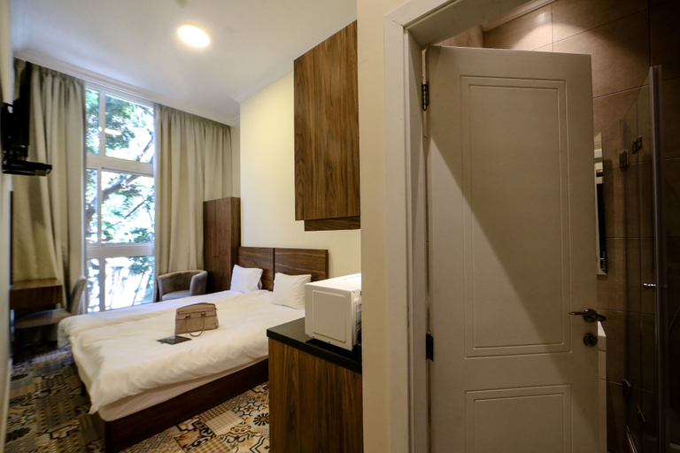 Bedroom 3, Mar Mkhayel Studios, Beirut