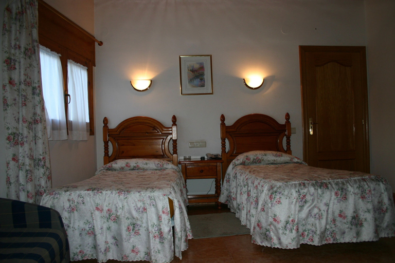 Bedroom 4, Hotel Can Mestre, Lleida