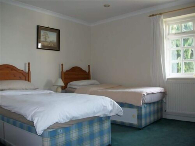 Bedroom 5, The Potters Arms, Buckinghamshire