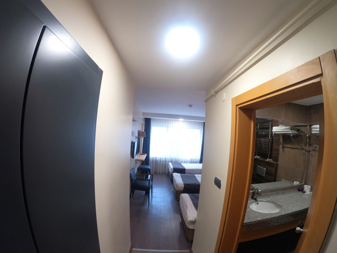 Bathroom 5, Simisso Hotel, Merkez