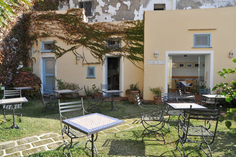 Others 5, La Casa sul Mare, Napoli