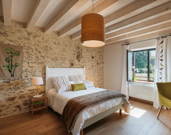 Bedroom 5, Le Champ Bagnolet, Allier