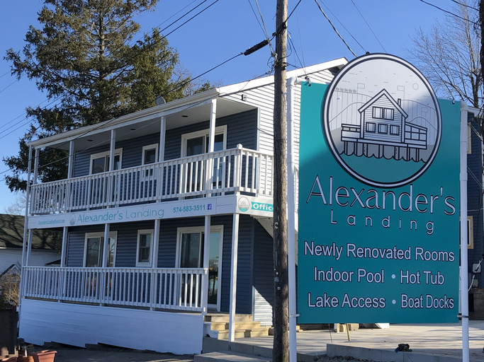 Exterior & Views 1, Alexanders Landing, White