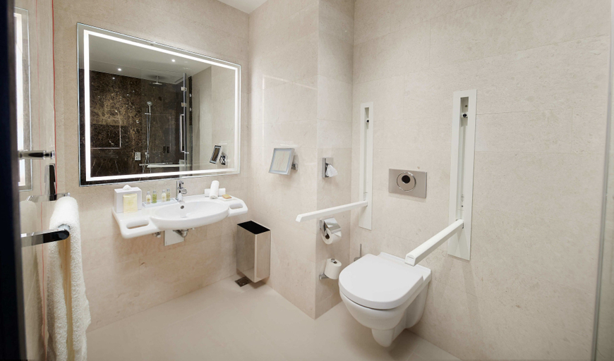 Bathroom 5, Hilton Belgrade, Belgrade
