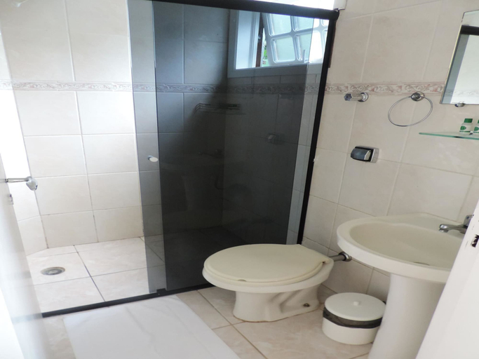 Bathroom 4, Vila Atlântica Inn, São Sebastião