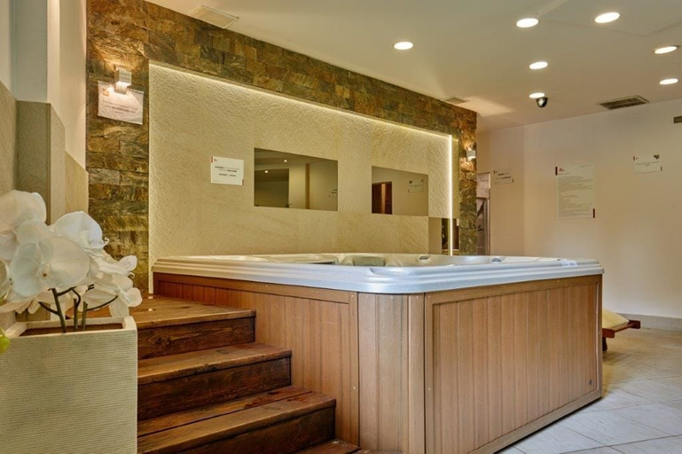 Bathroom 4, Skalny, Tatra