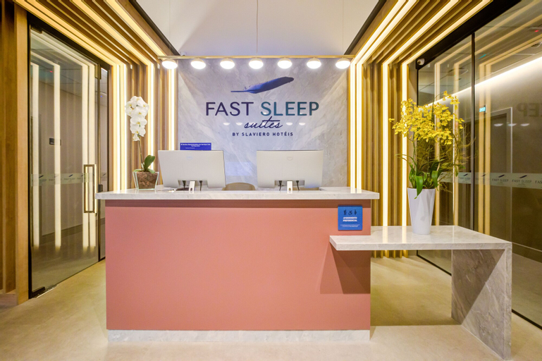 Fast Sleep Suites by Slaviero Hotéis dentro do Aeroporto Guarulhos Terminal 2, desembarque Oeste, Guarulhos