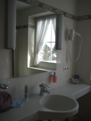 Bathroom 4, Hotel Gasthof Maisberger, Freising