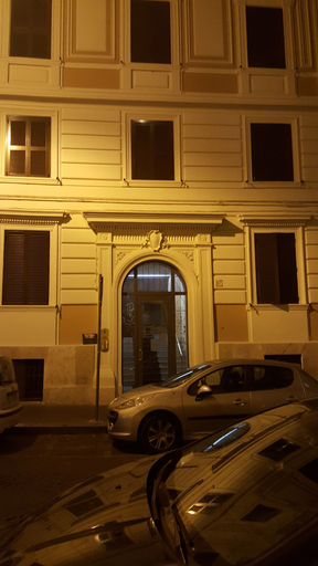 Exterior & Views 2, Una Finestra su Monti, Rome