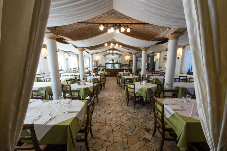 Food & Drinks 5, Ca' del Rio Resort, Modena