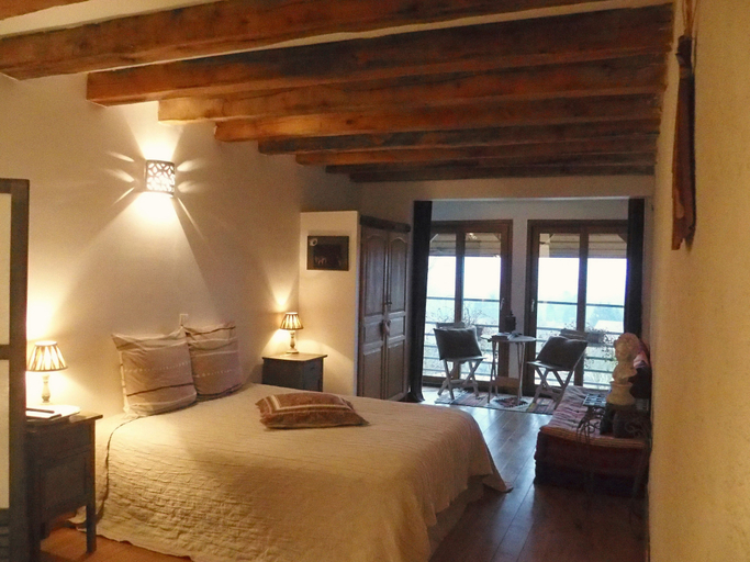 Bedroom 3, La Grange aux Loirs, Aube