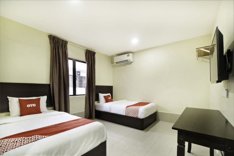 Bedroom 5, OYO 89960 Manjung Inn Hotel, Manjung