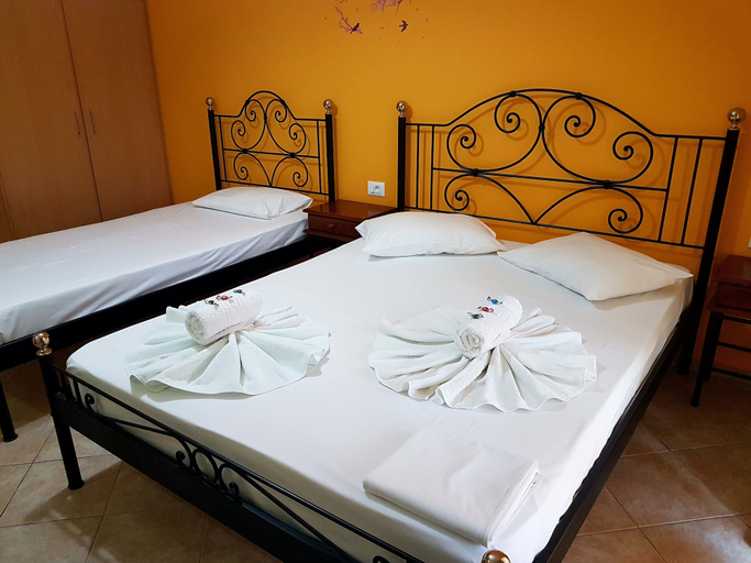 Bedroom 3, Marathon Studios &Apartments, Ionian Islands